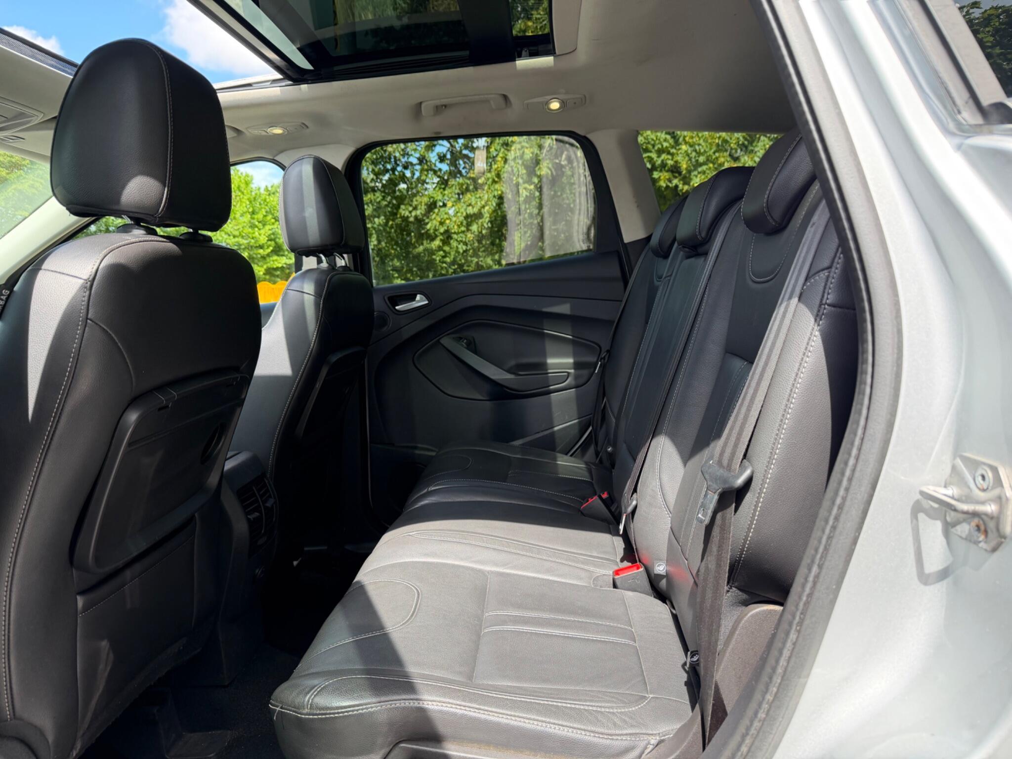 Ford Kuga - Image 20