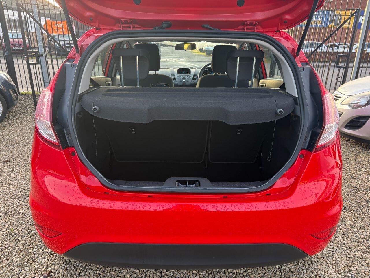 Ford Fiesta - Image 9