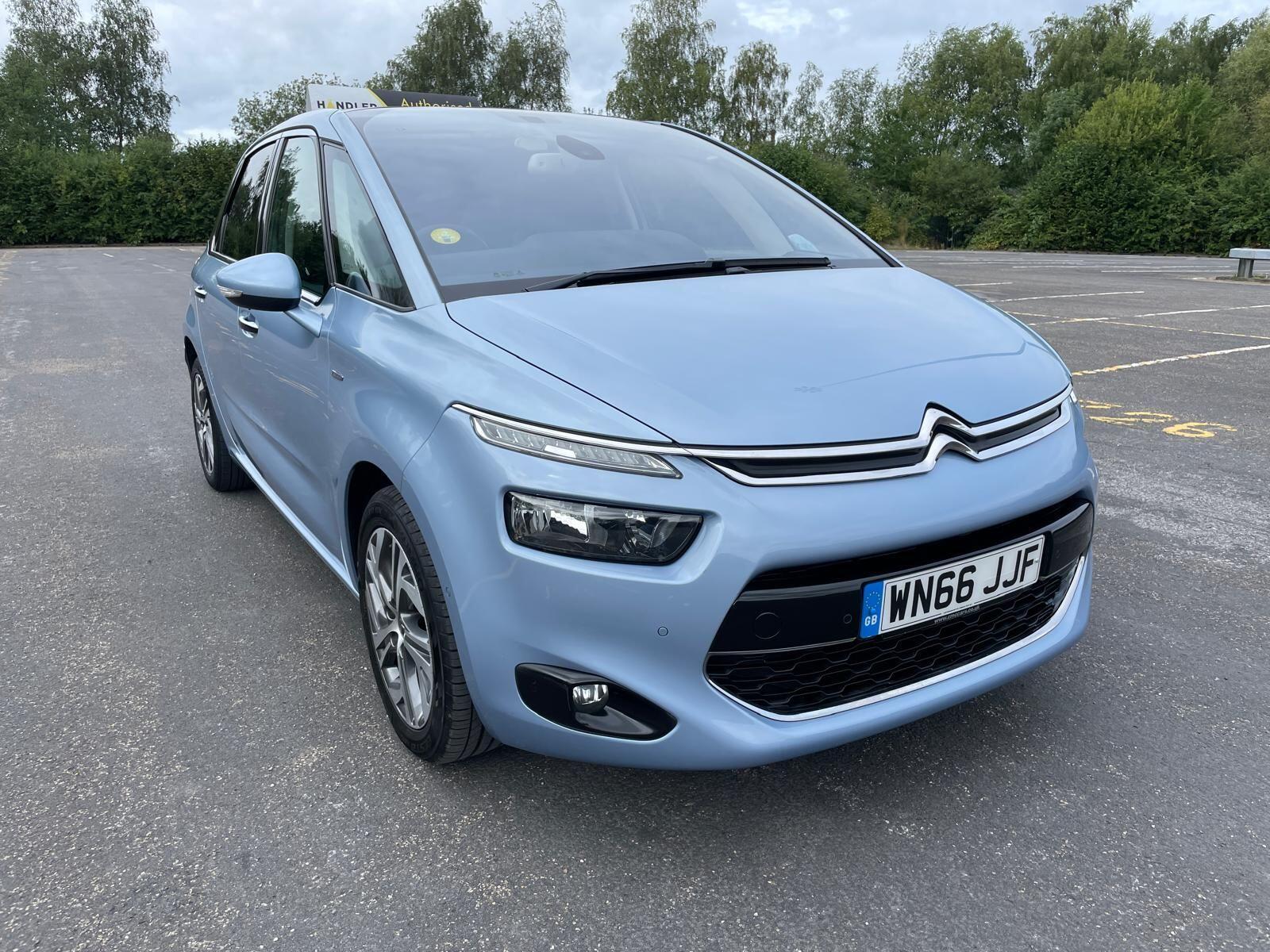 Citroen C4 Picasso - Image 8