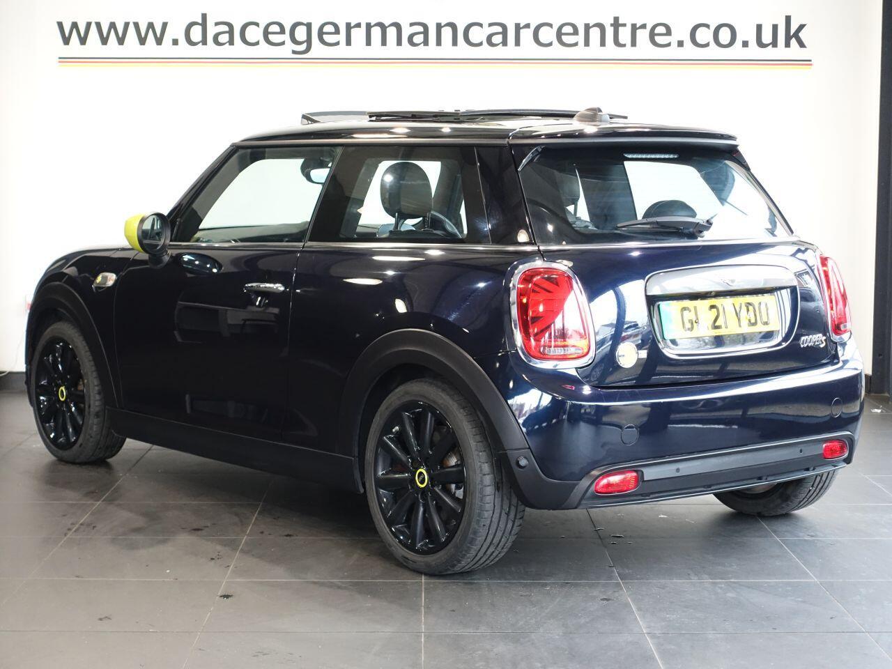 MINI Electric Hatch - Image 9