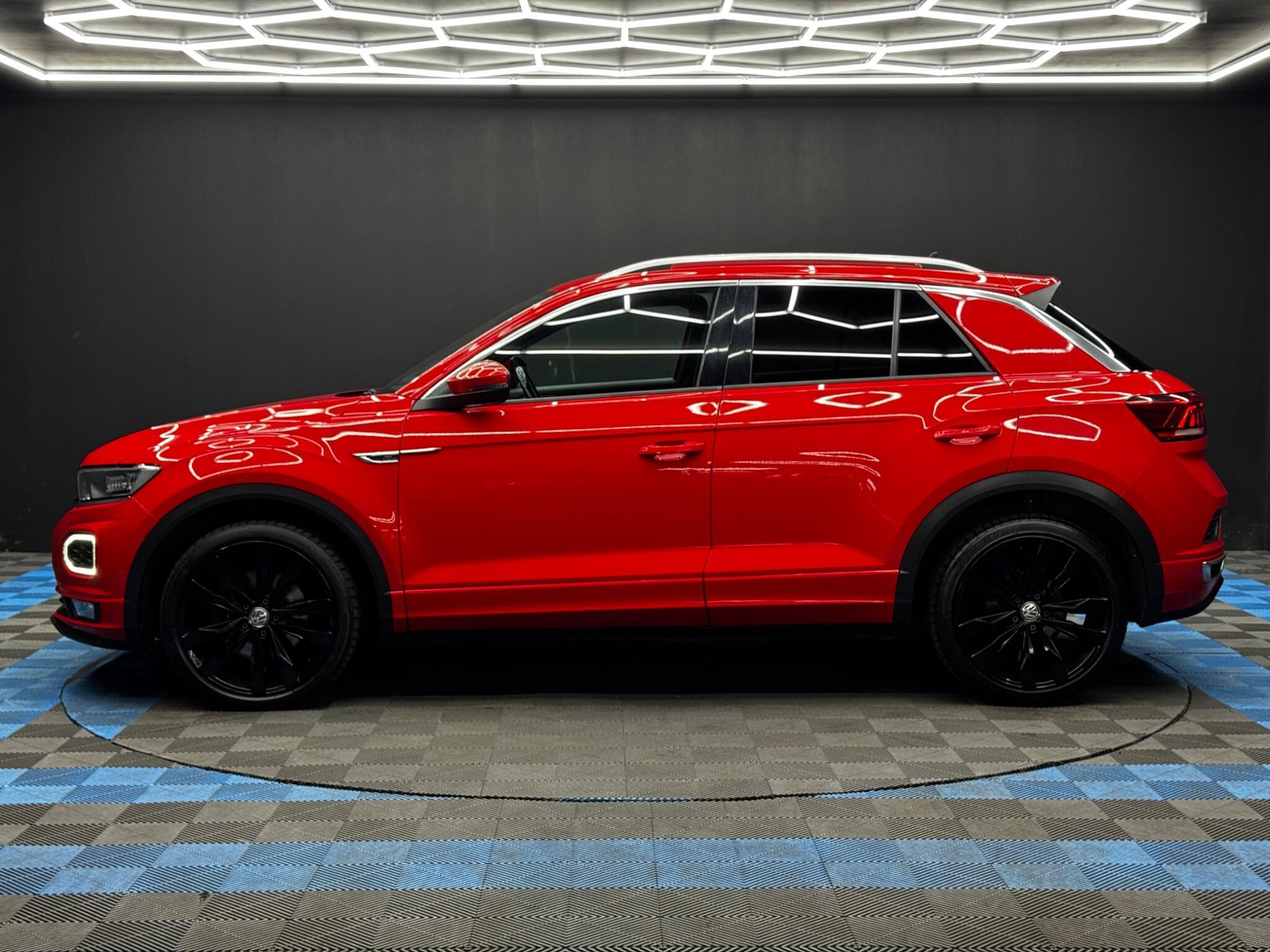 Volkswagen T-Roc - Image 8