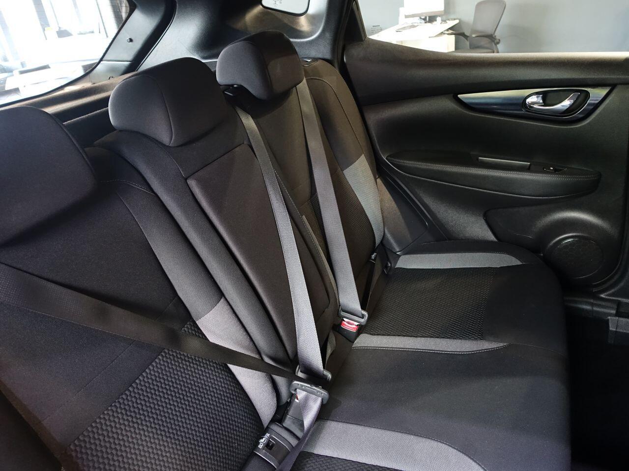 Nissan Qashqai - Image 14