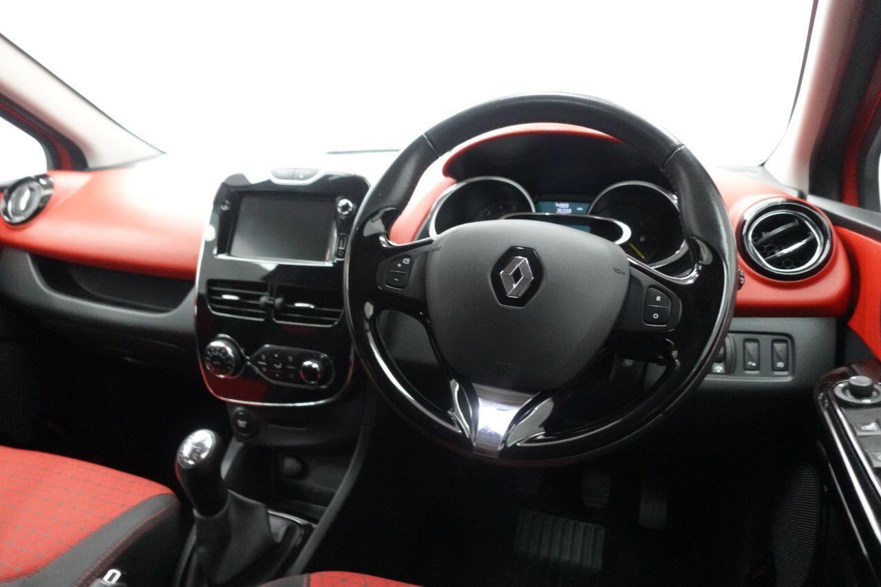 Renault Clio - Image 20
