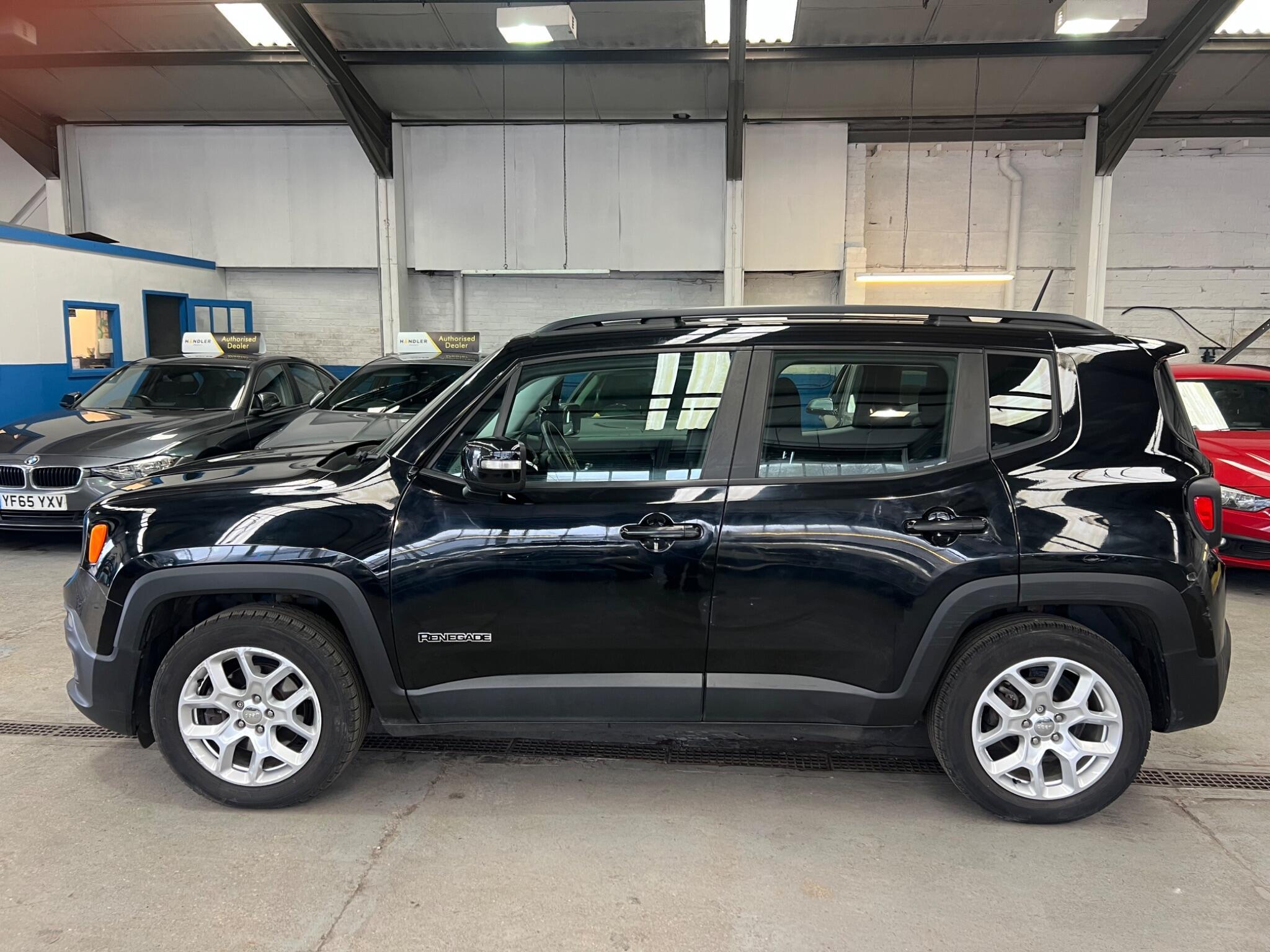 Jeep Renegade - Image 8