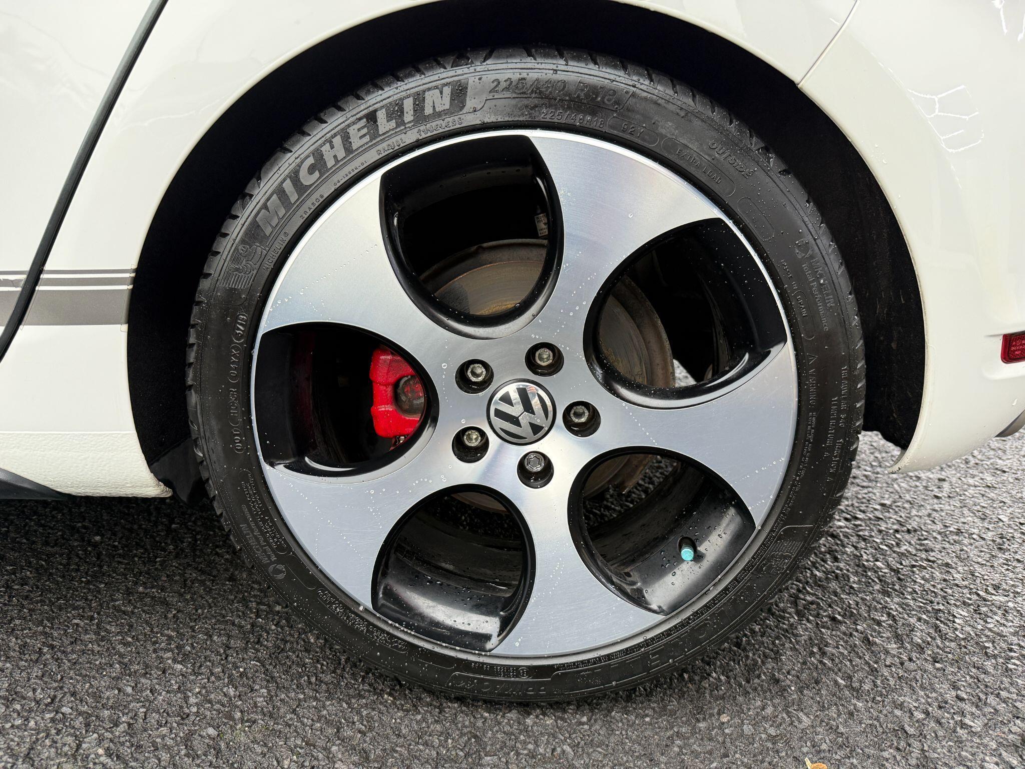 Volkswagen Golf - Image 79