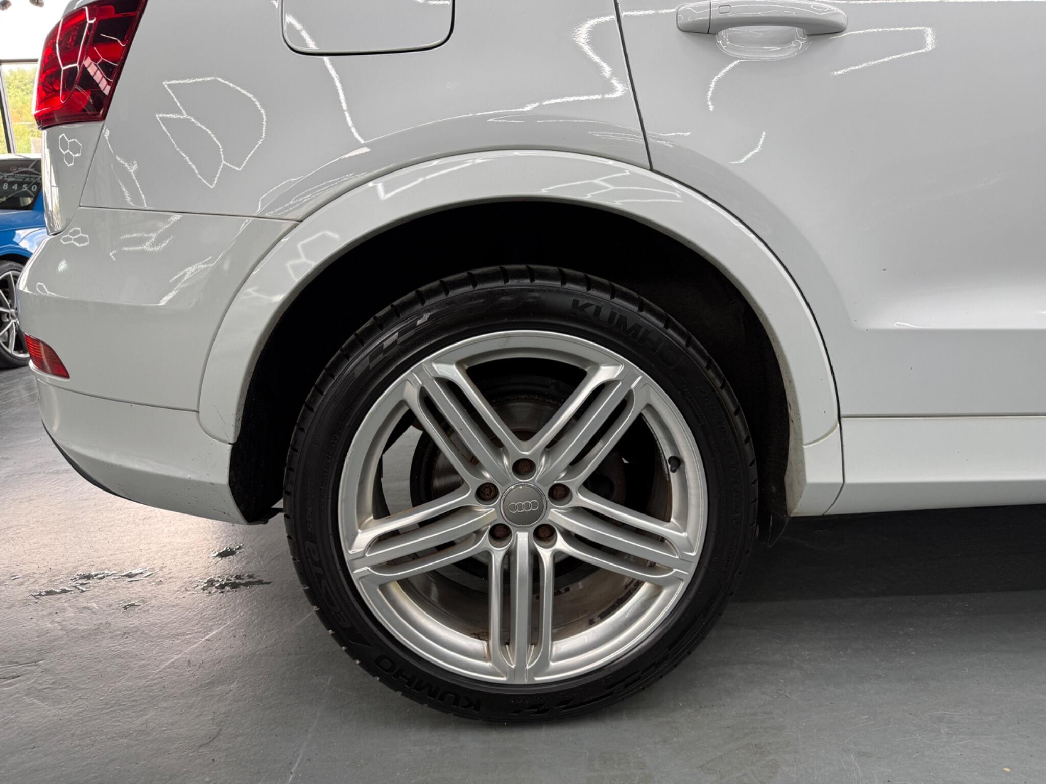 Audi Q3 - Image 15