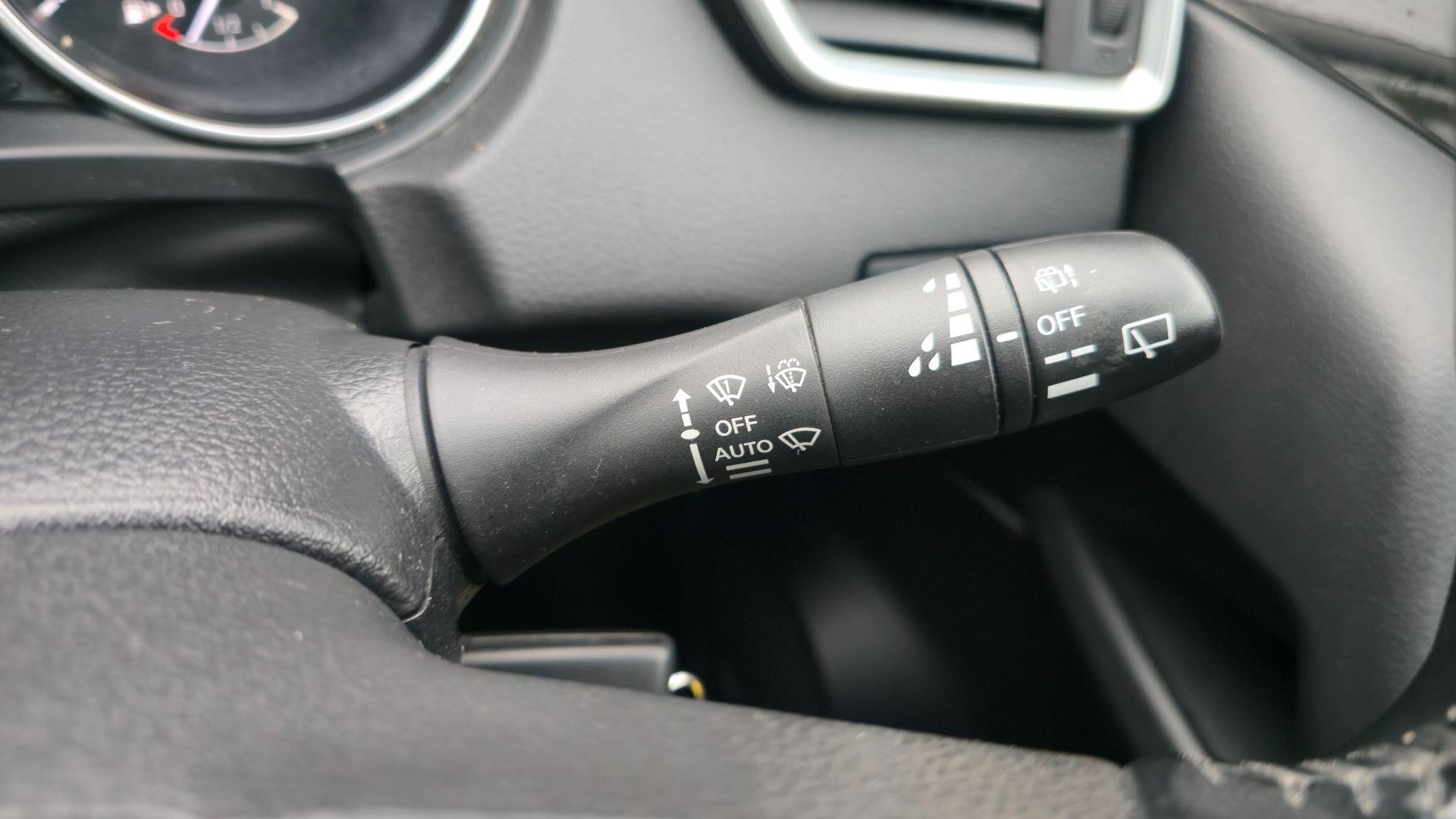 Nissan Qashqai - Image 19