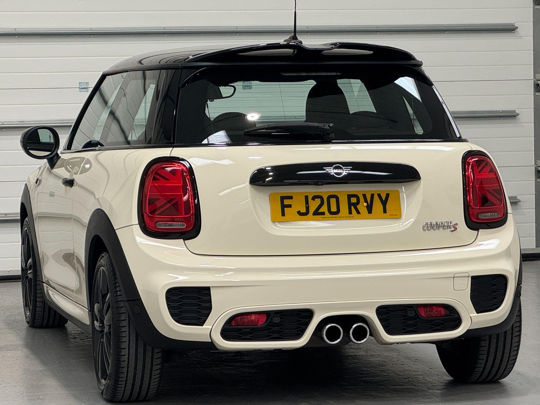 MINI Hatch - Image 14