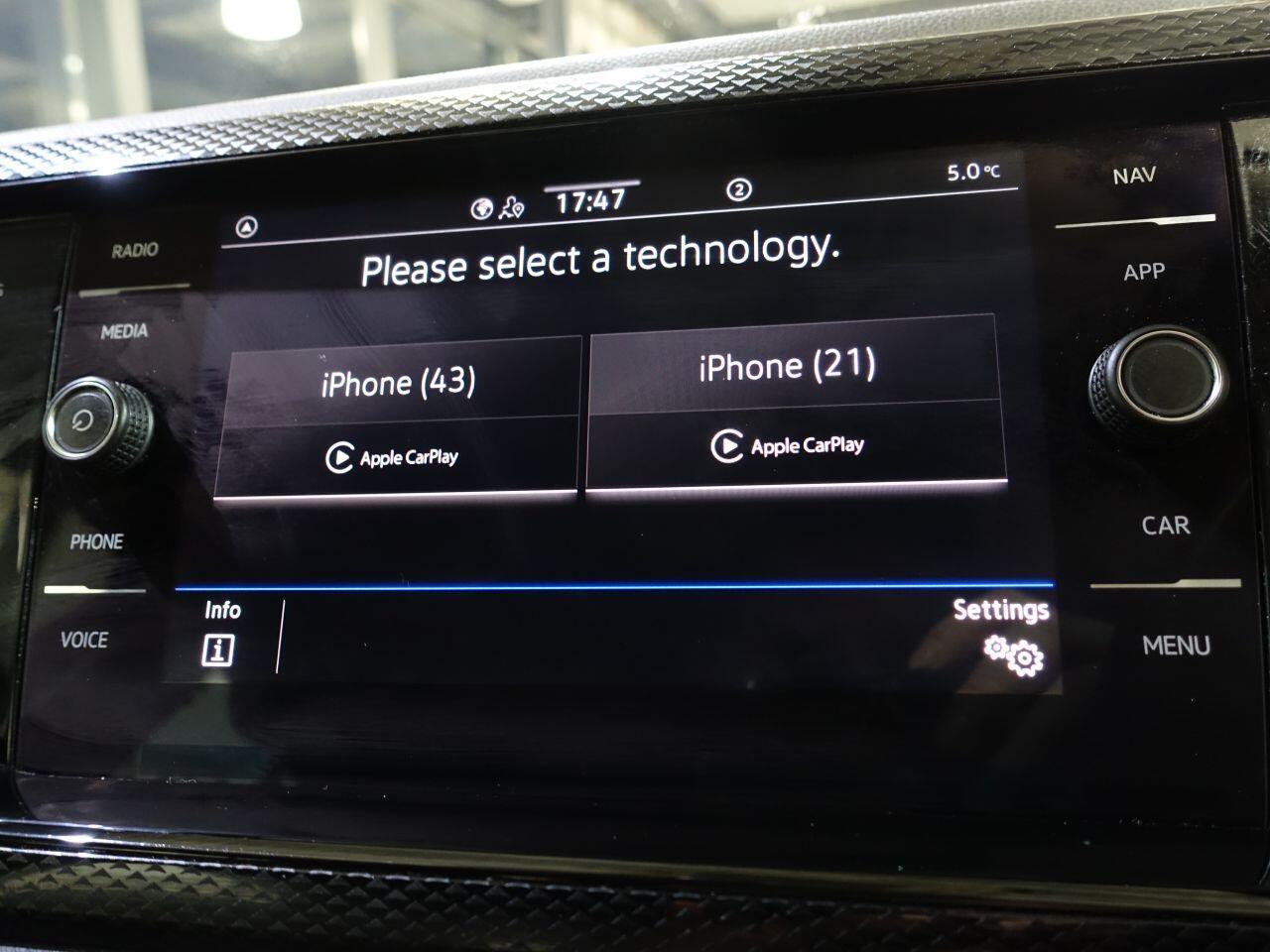 Volkswagen Taigo - Image 34