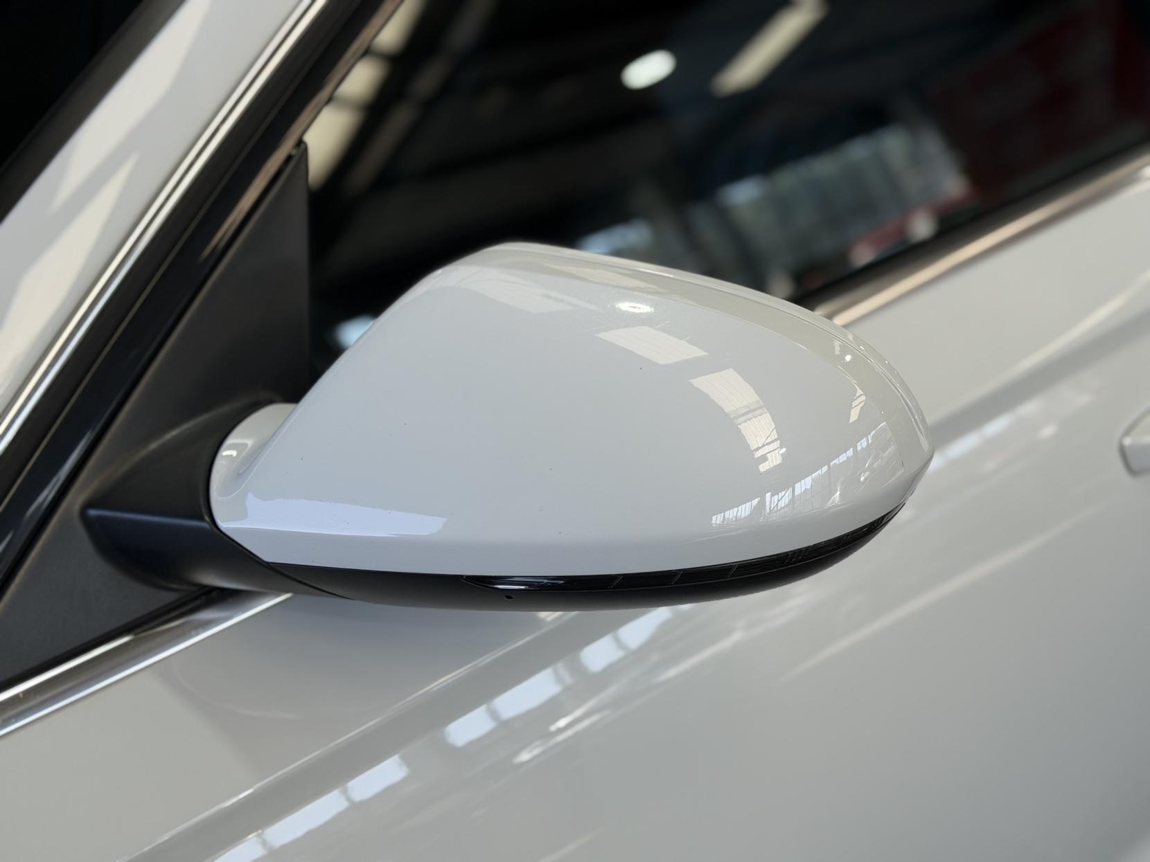 Audi A6 Saloon - Image 13