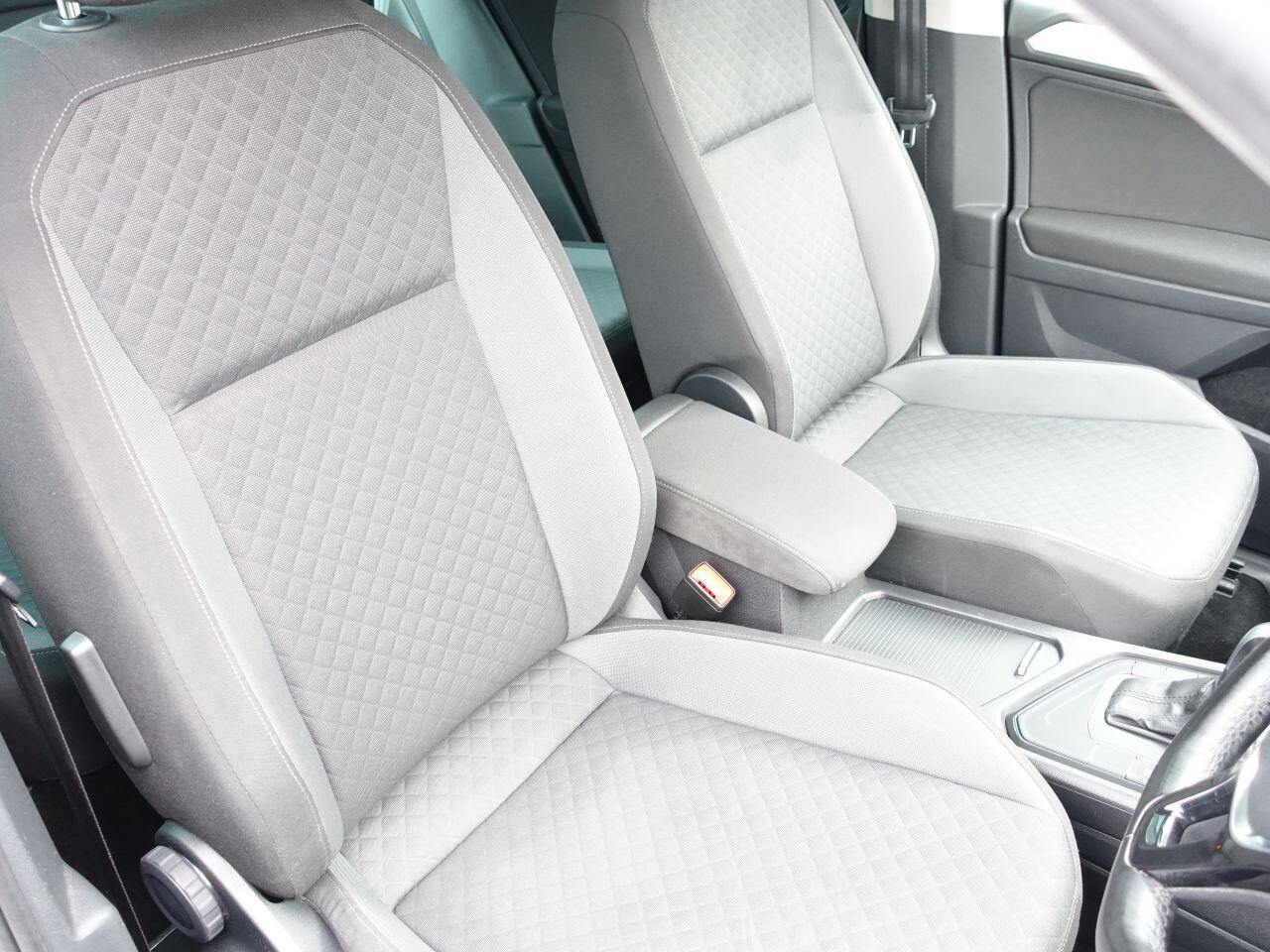 Volkswagen Tiguan - Image 9