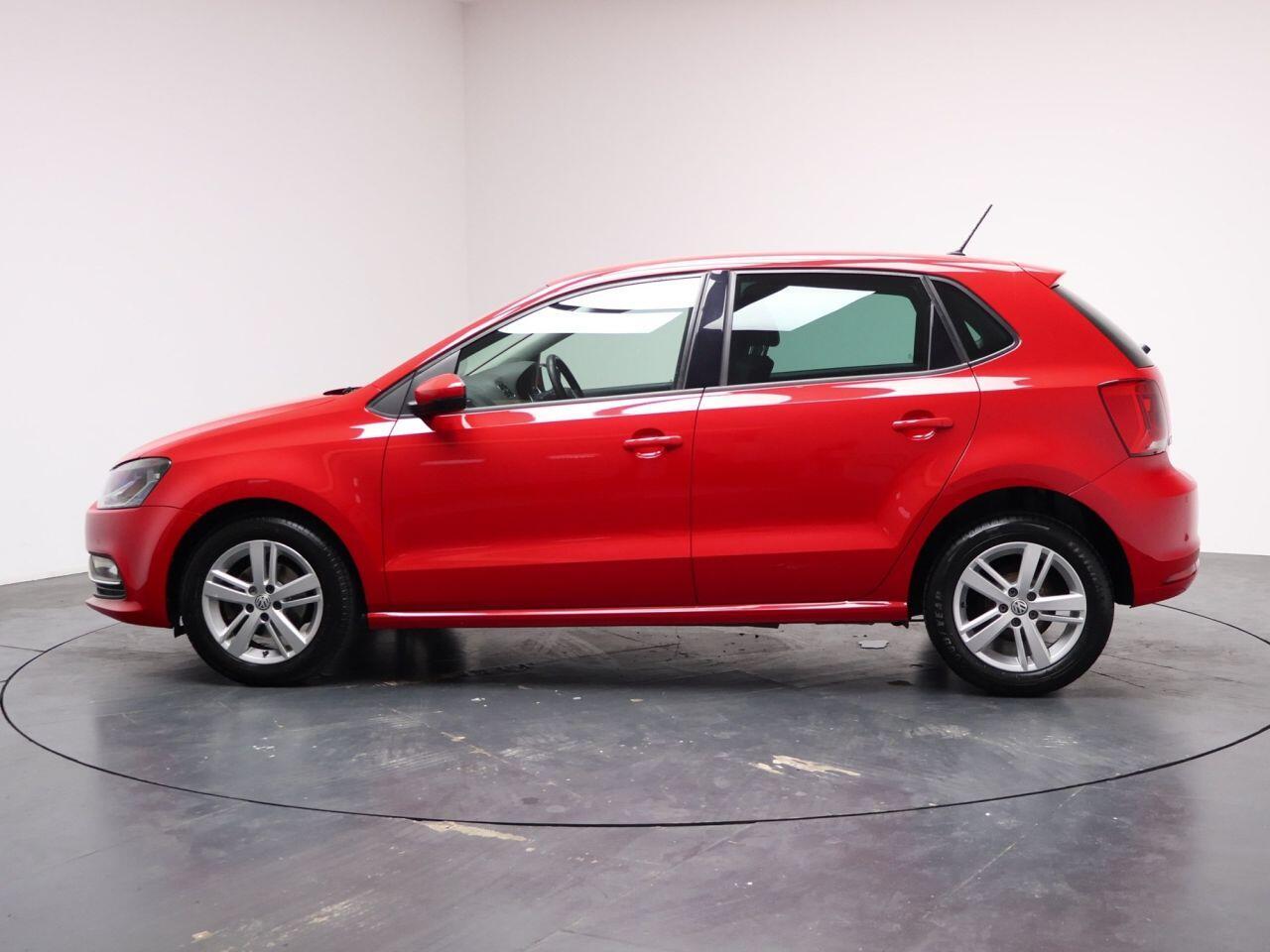 Volkswagen Polo - Image 8