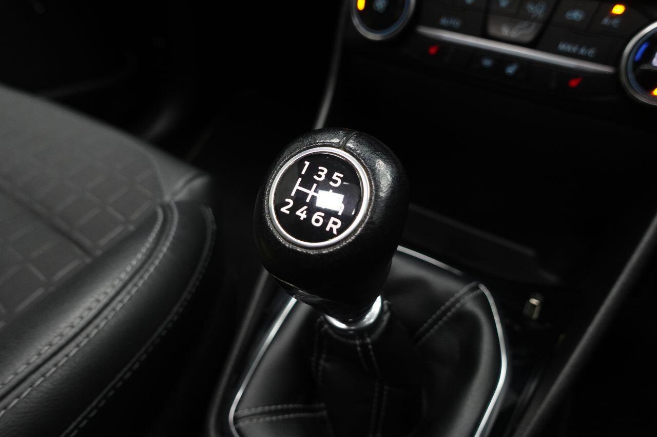 Ford Fiesta - Image 42