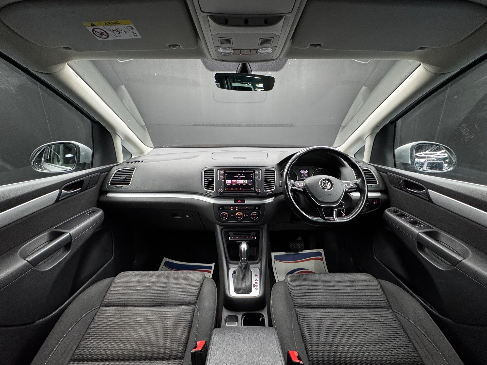 Volkswagen Sharan - Image 19