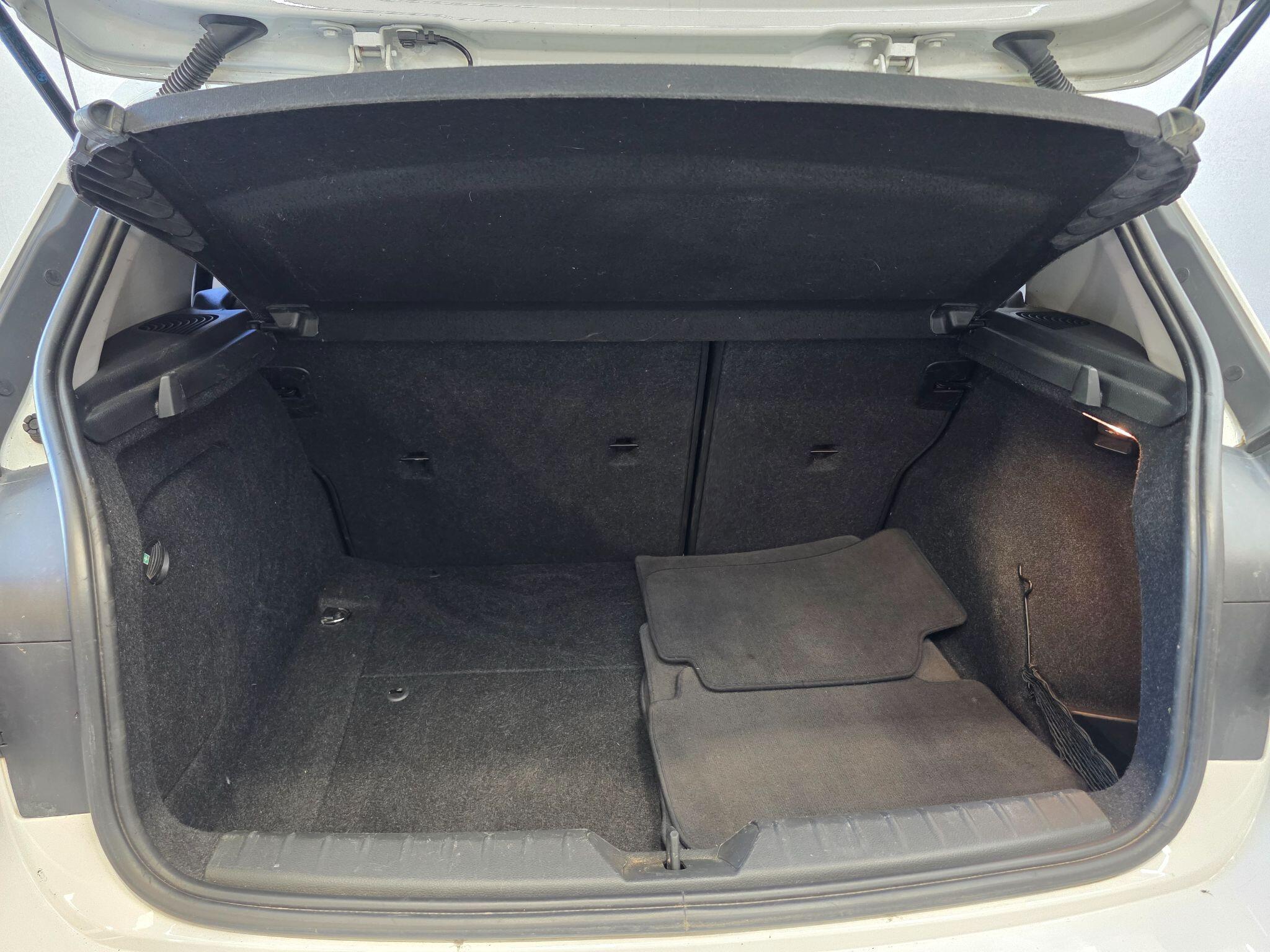 BMW 1 Series - Image 31