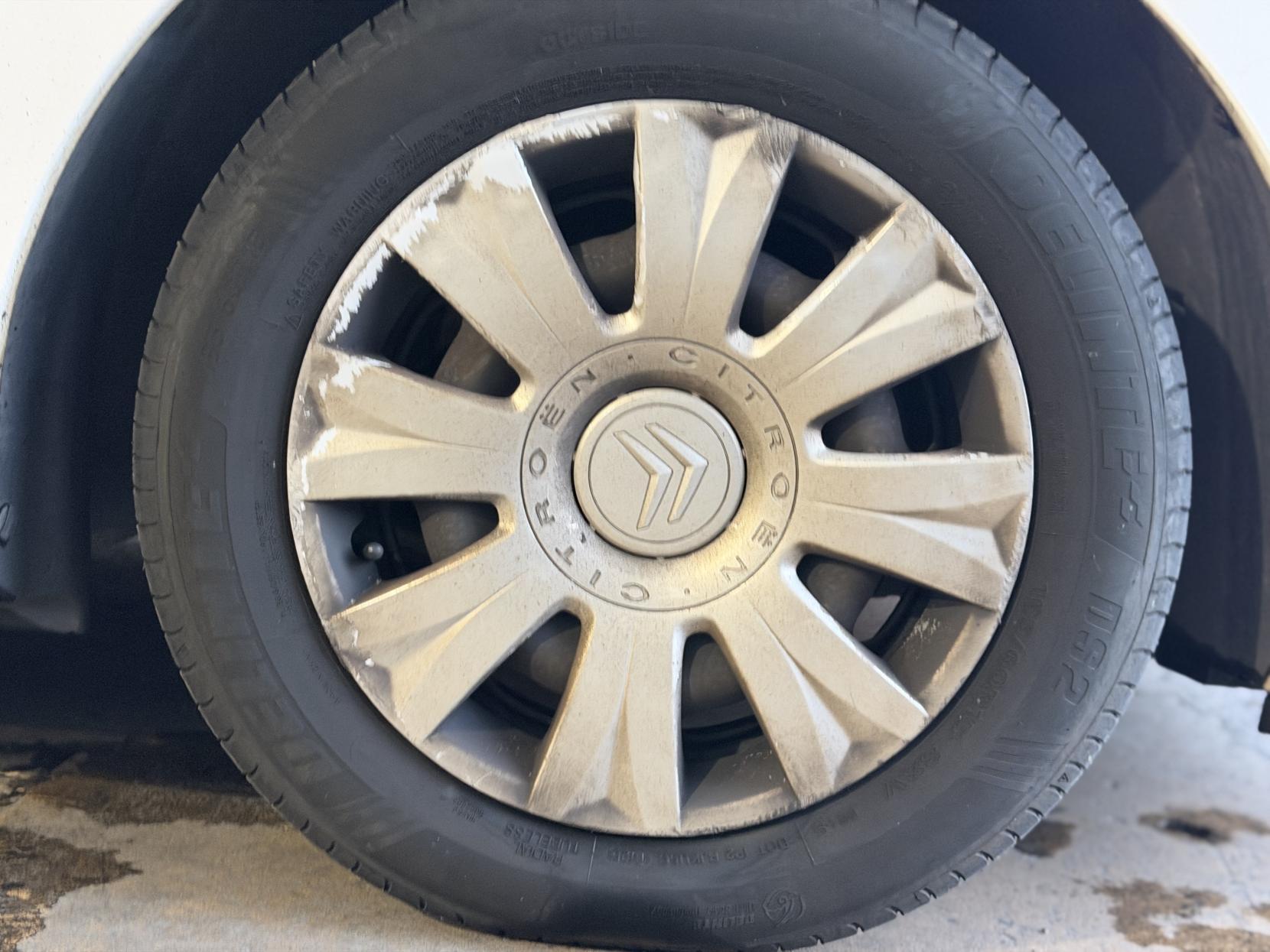 Citroen C3 Picasso - Image 17