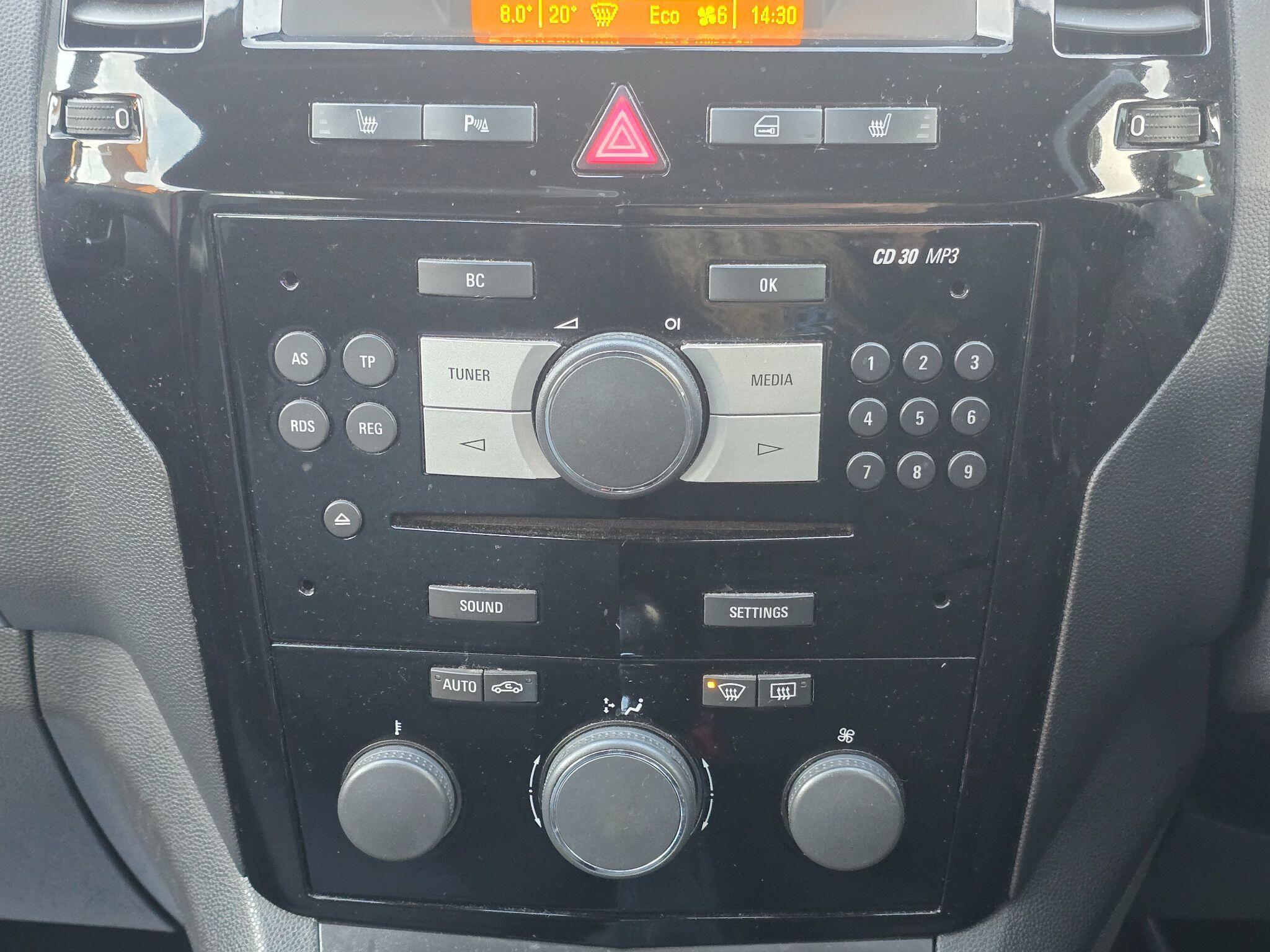 Vauxhall Zafira - Image 48