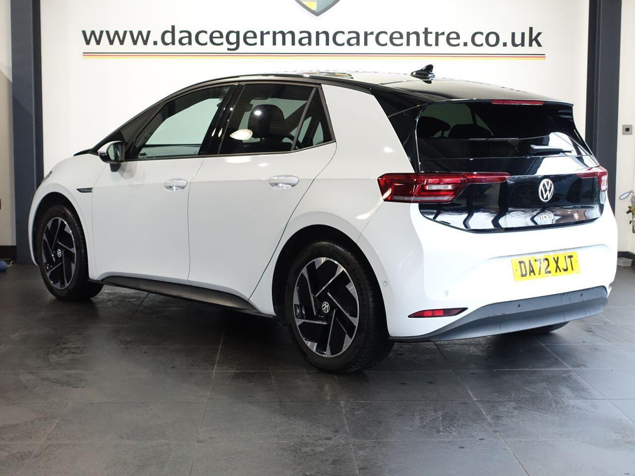 Volkswagen ID.3 - Image 11