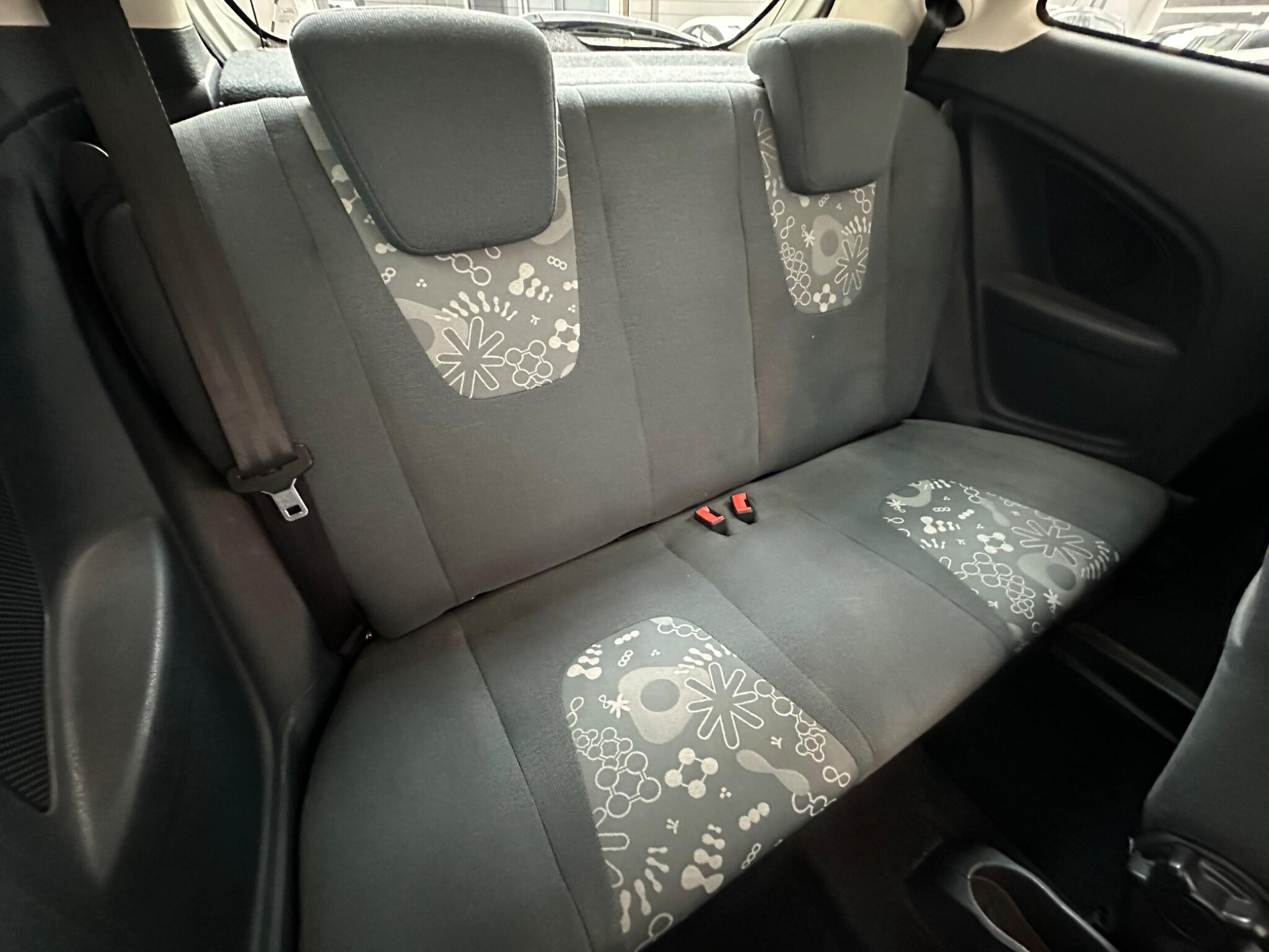 Ford KA - Image 7