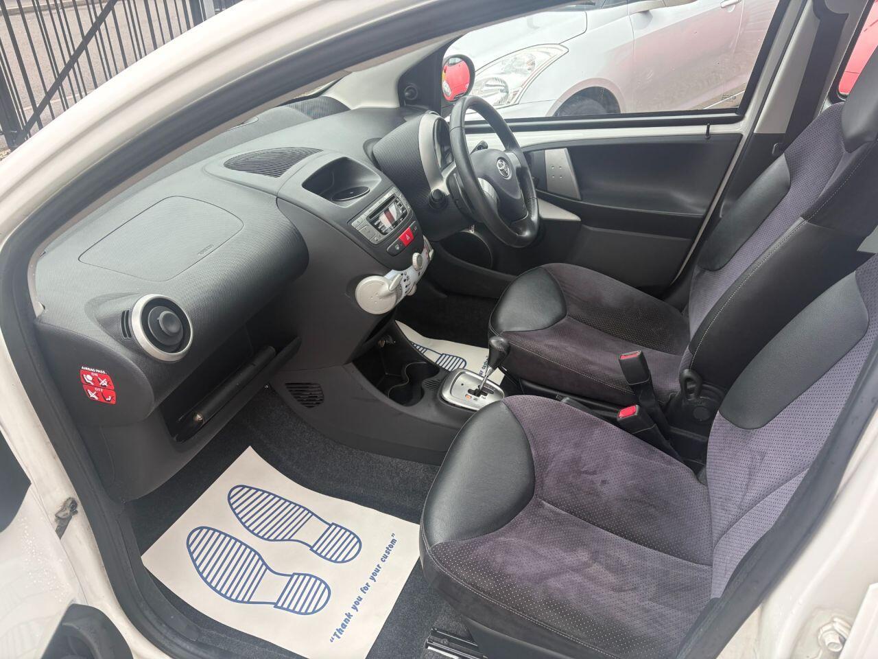 Toyota Aygo - Image 14