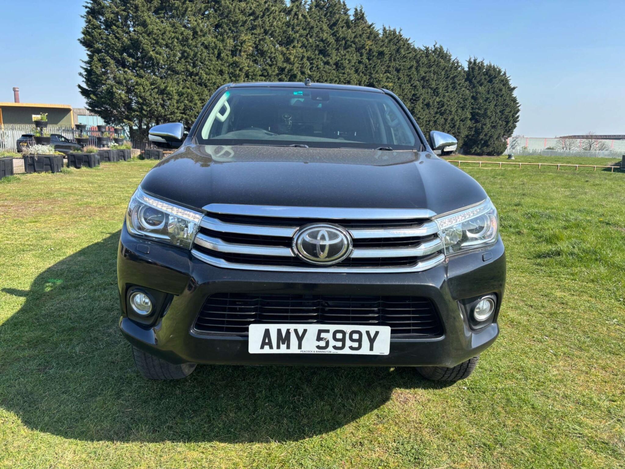 Toyota Hilux - Image 5
