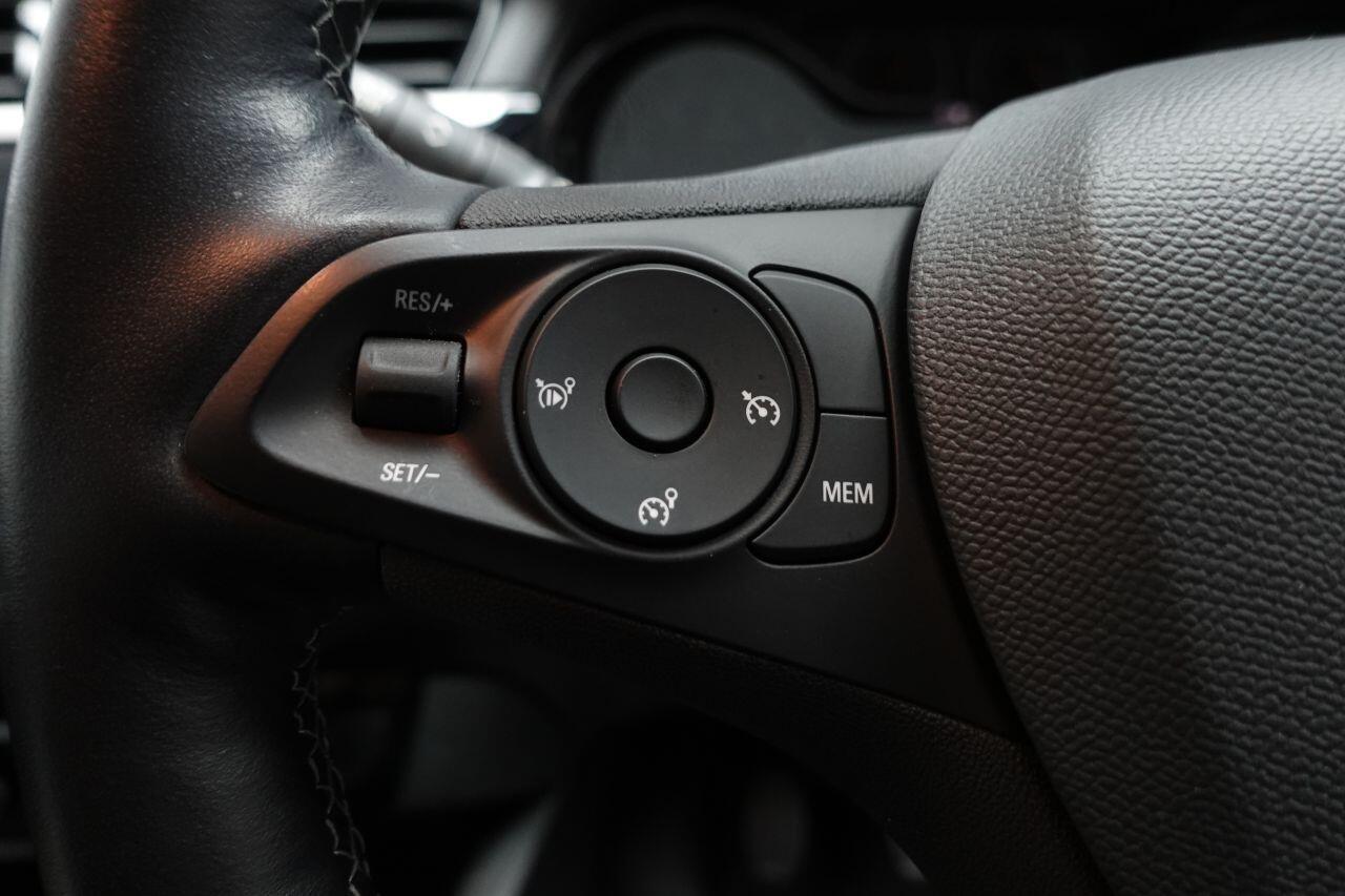 Vauxhall Corsa - Image 25