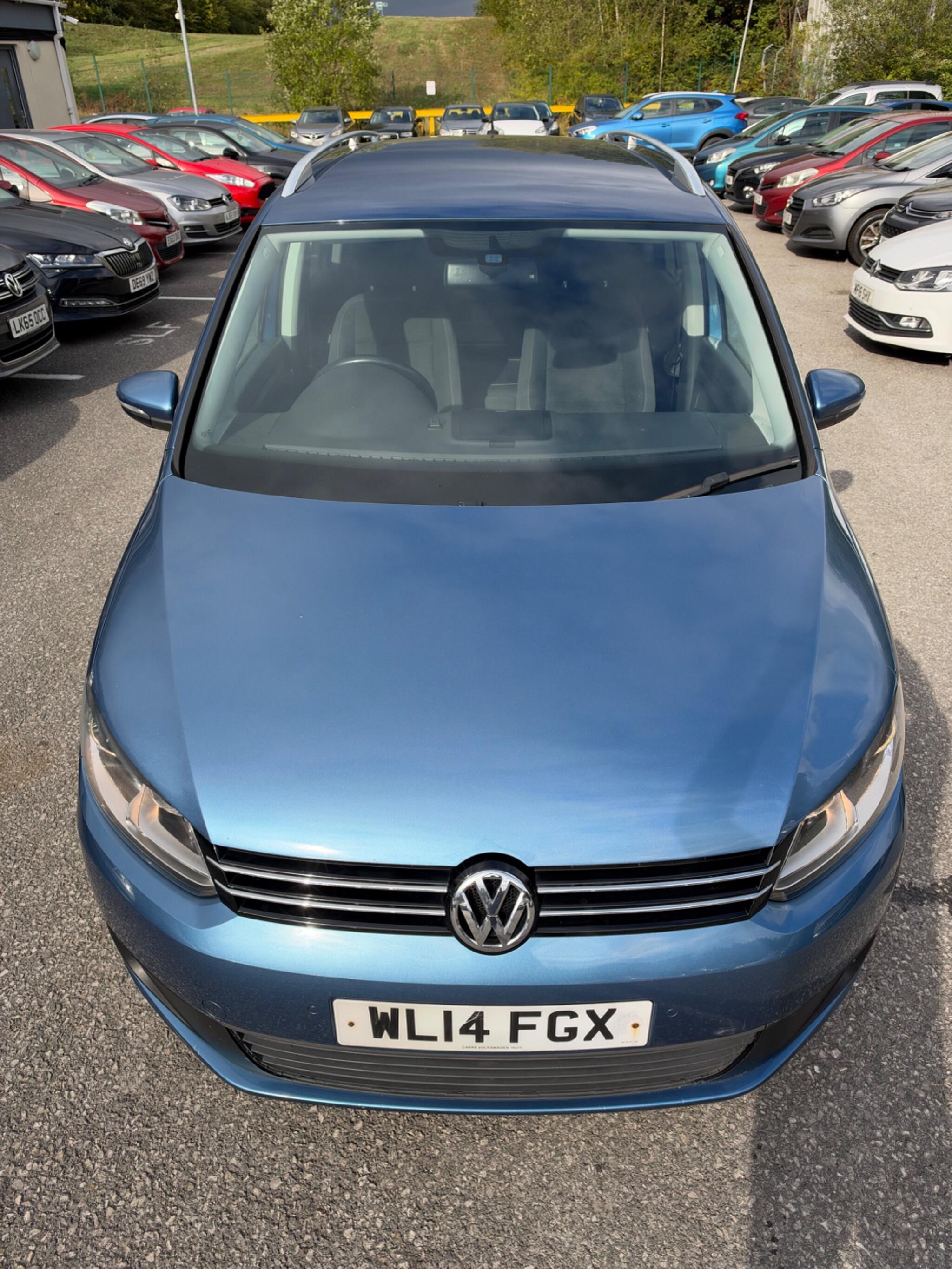 Volkswagen Touran - Image 3