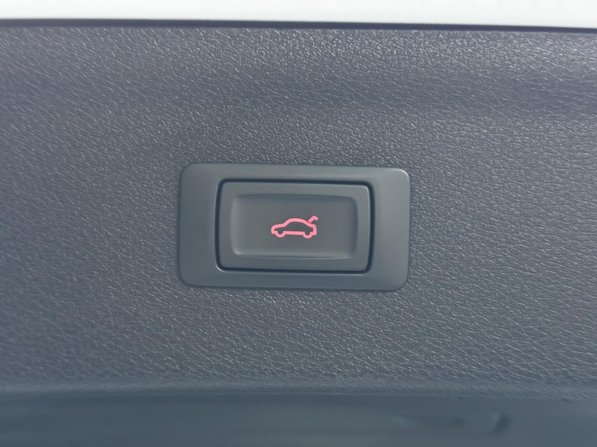 Audi Q3 - Image 39