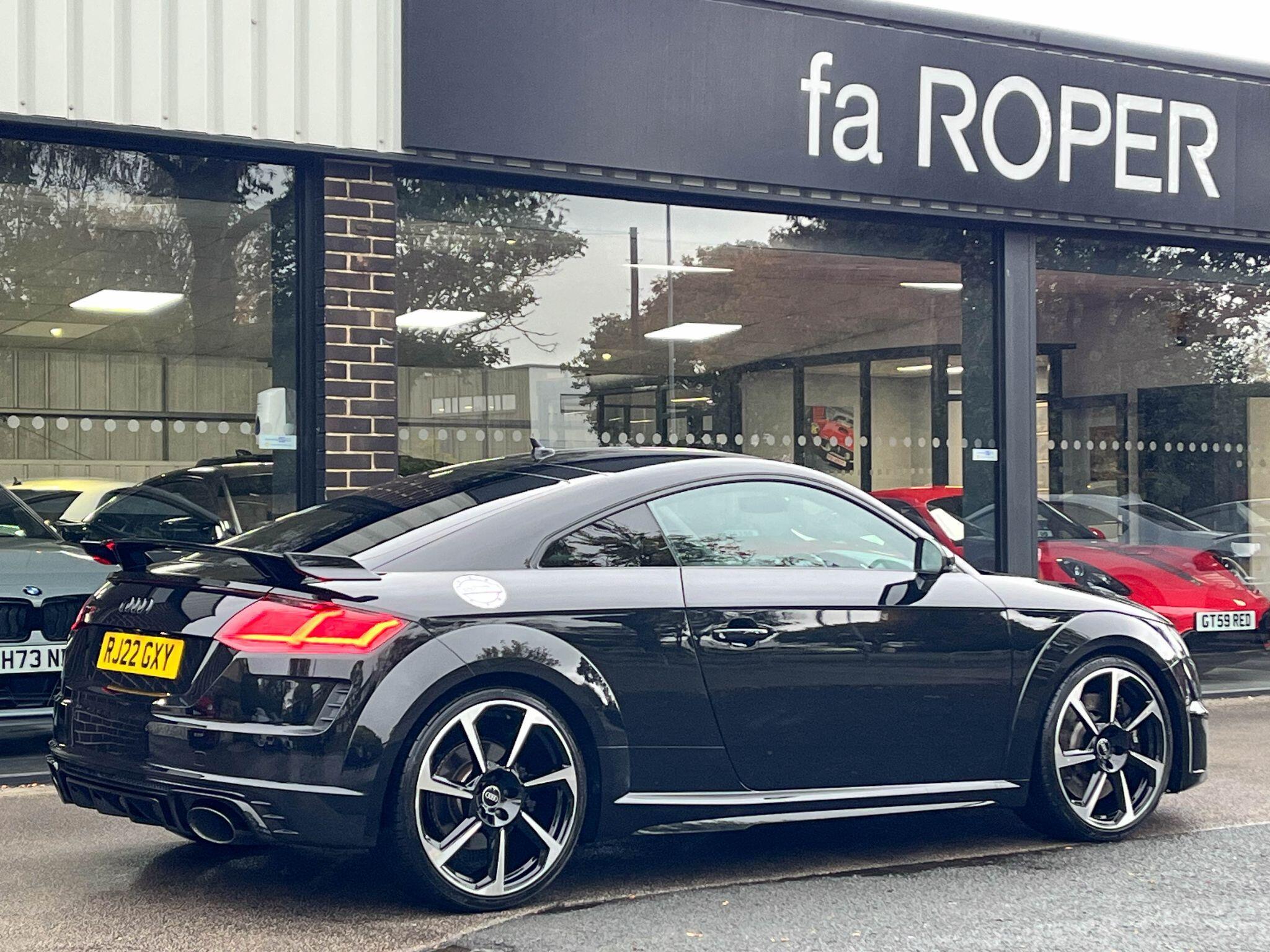 Audi TT RS - Image 13