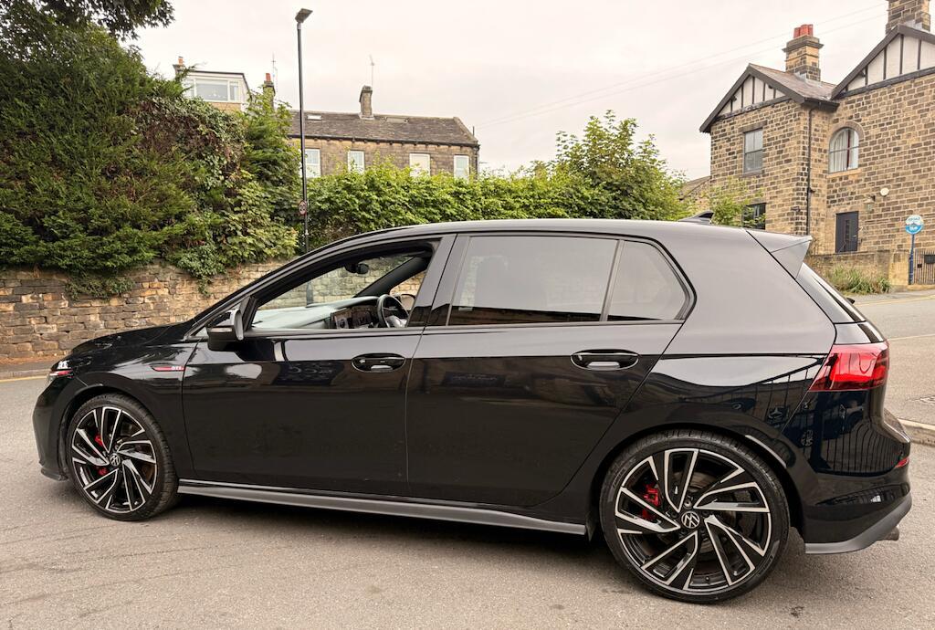Volkswagen Golf - Image 9