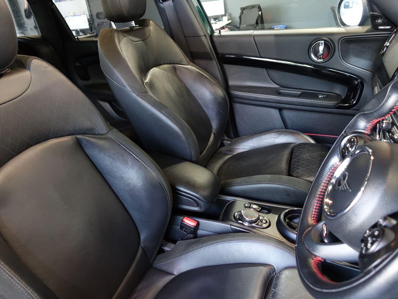 MINI Countryman - Image 16