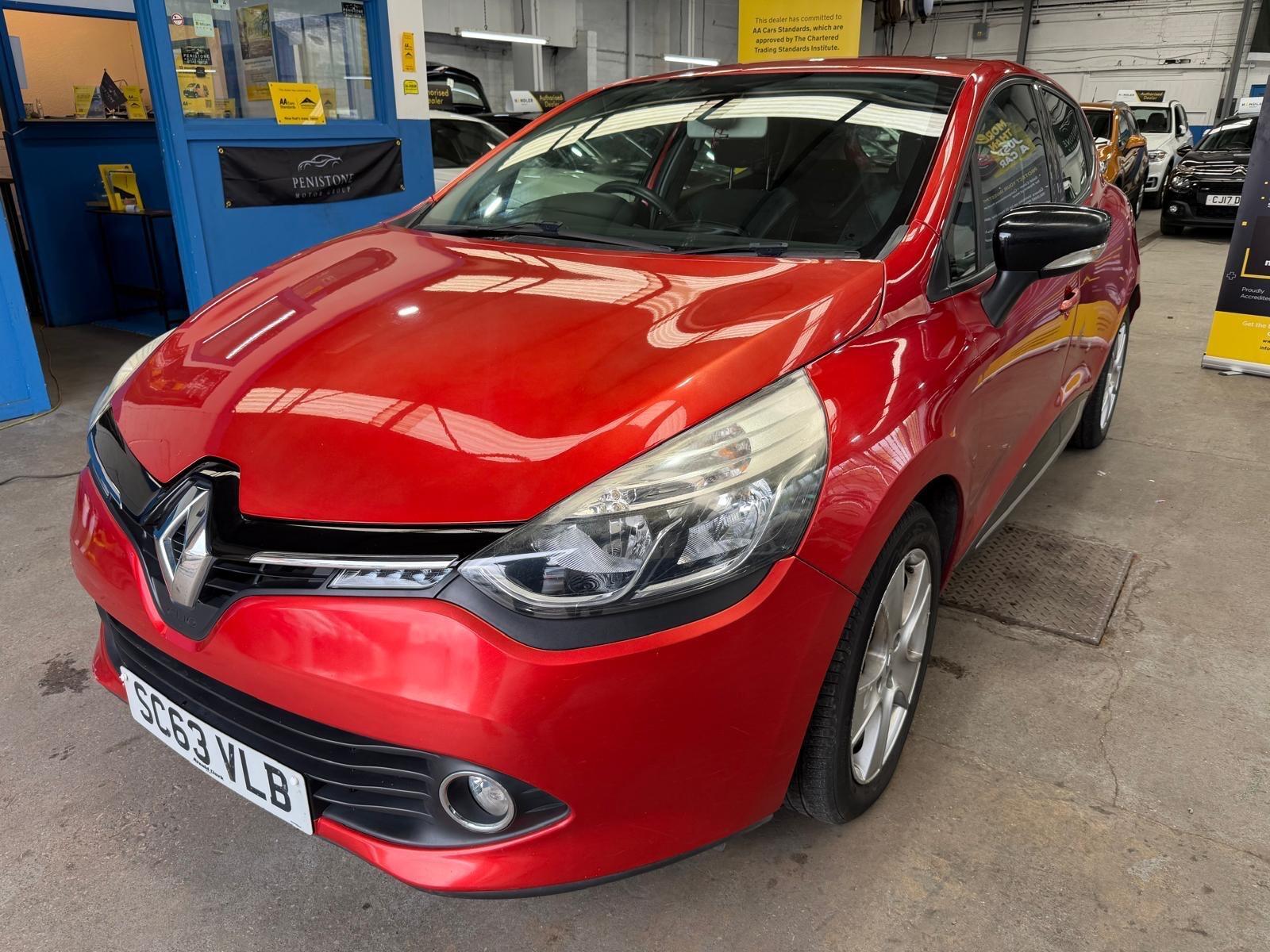 Renault Clio - Image 22