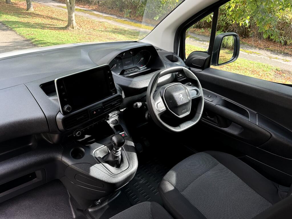 Peugeot Partner - Image 19