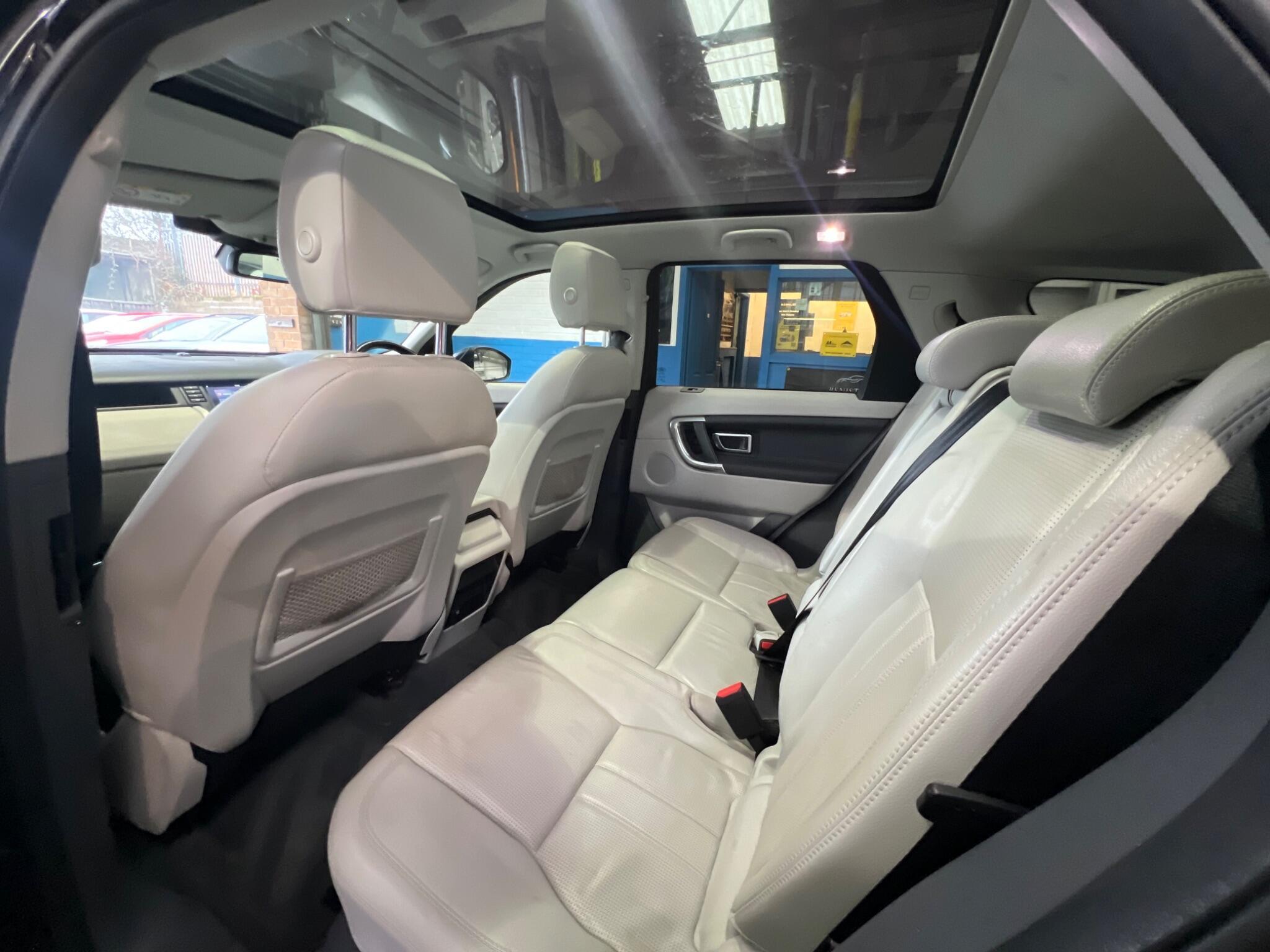 Land Rover DISCOVERY SPORT - Image 28