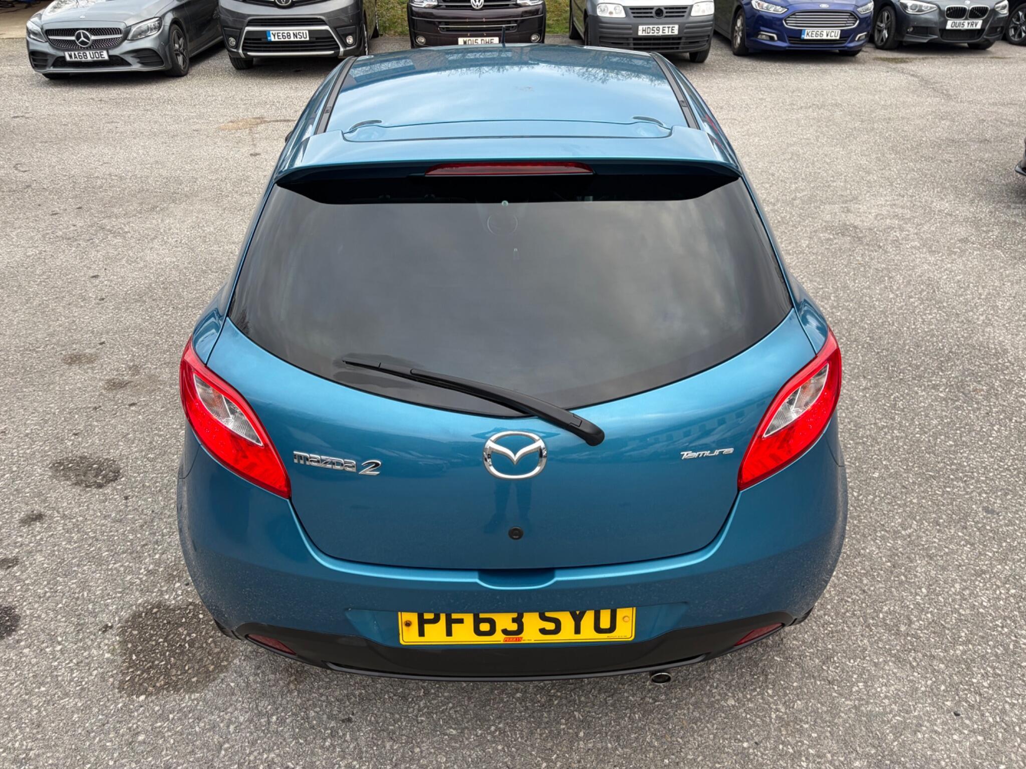 Mazda MAZDA2 - Image 10