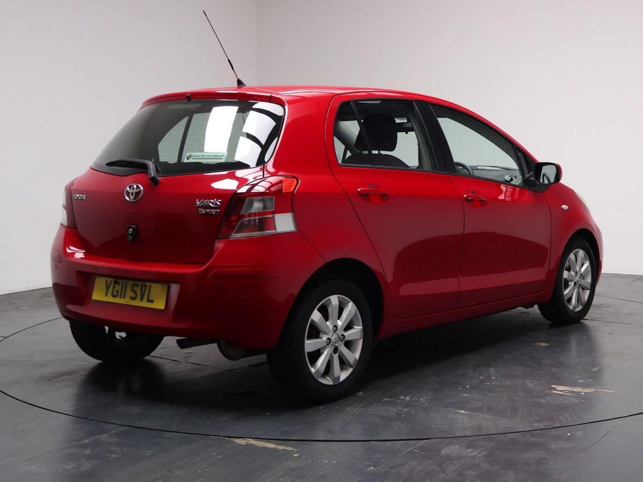 Toyota Yaris - Image 12