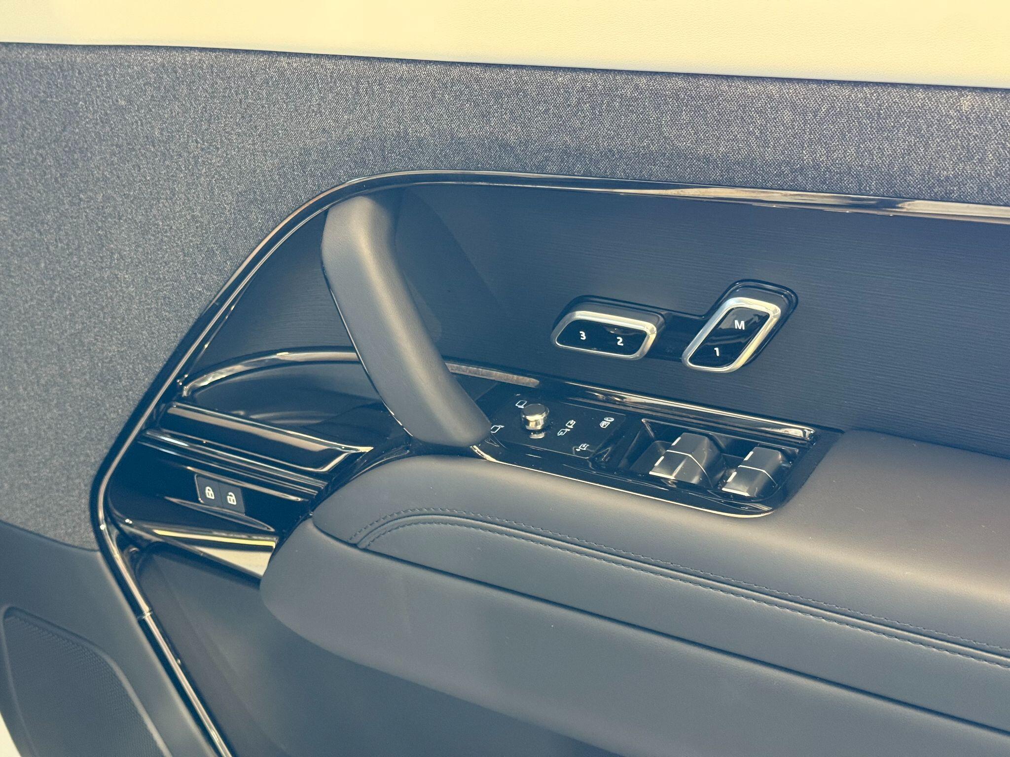 Land Rover RANGE ROVER SPORT - Image 20