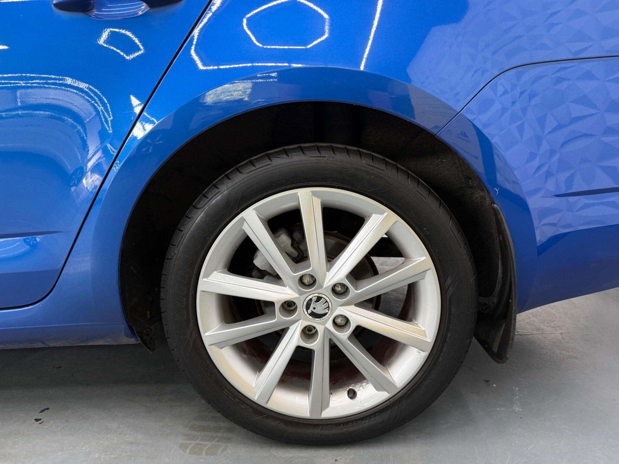 Skoda Octavia - Image 8