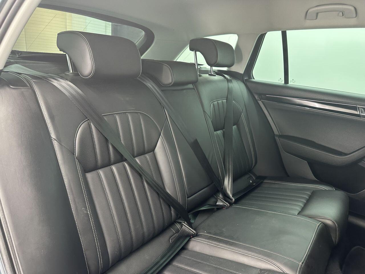 Skoda Superb - Image 14