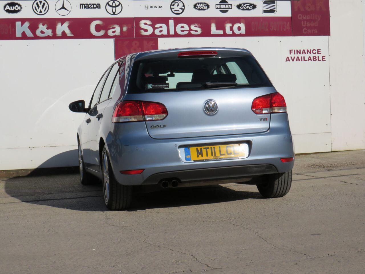 Volkswagen Golf - Image 31