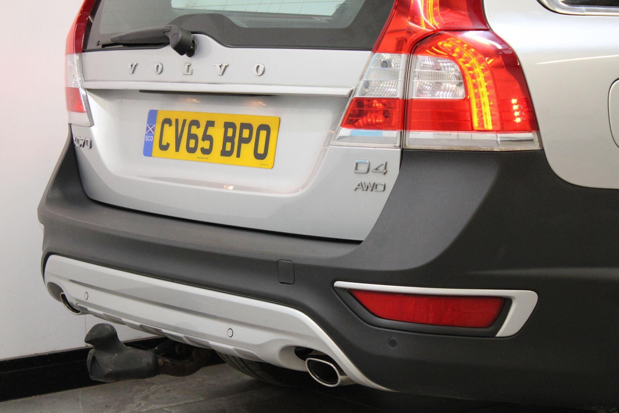 Volvo XC70 - Image 11