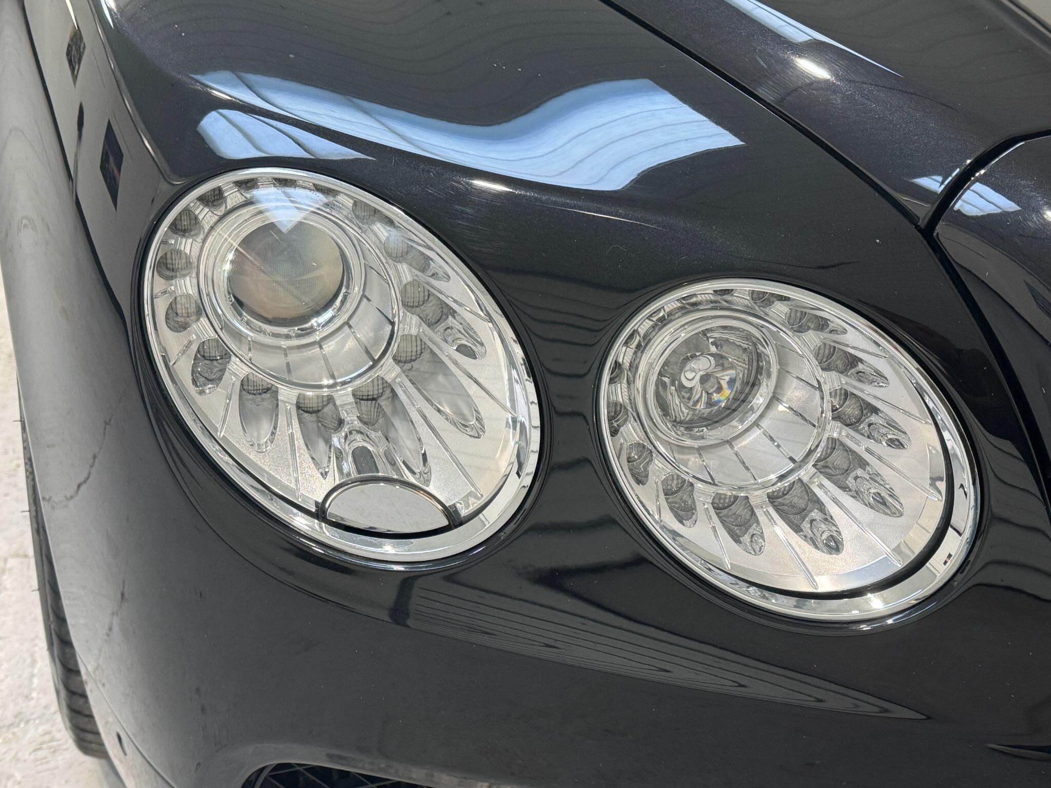 Bentley Flying Spur - Image 59