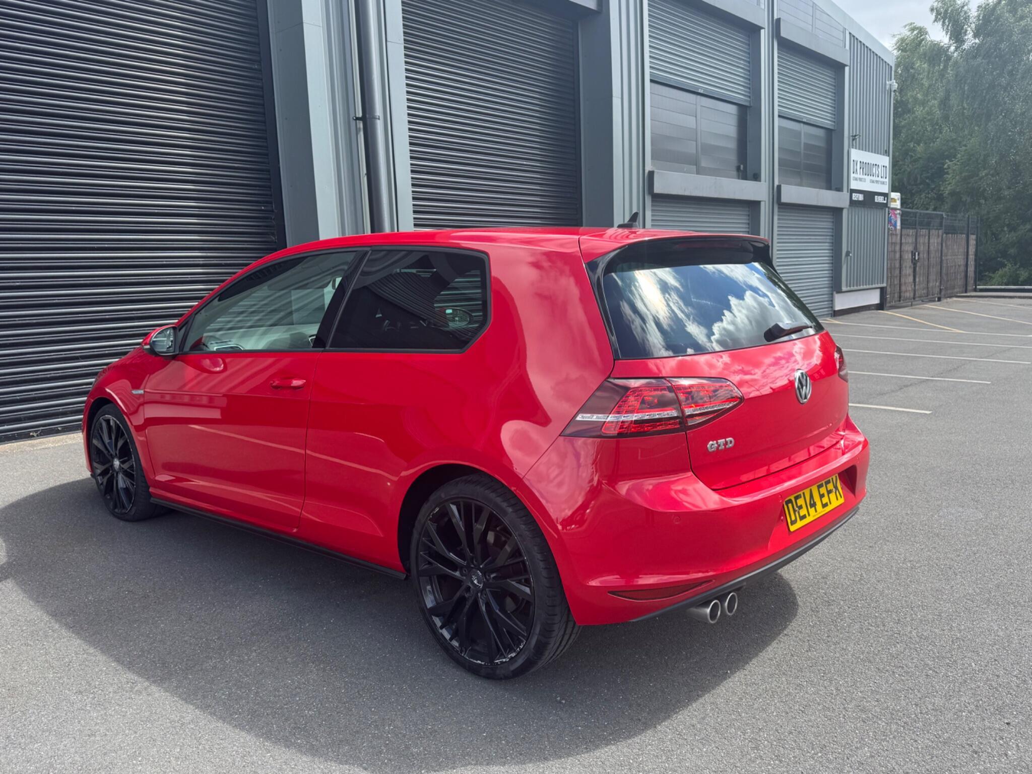 Volkswagen Golf - Image 6