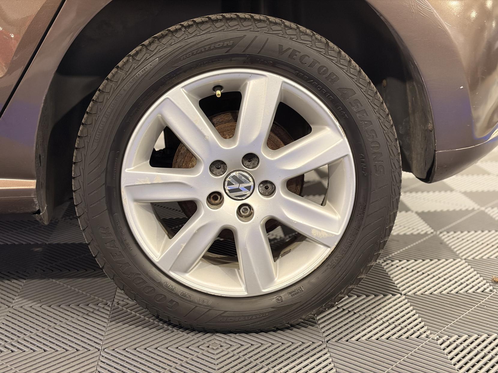 Volkswagen Polo - Image 16