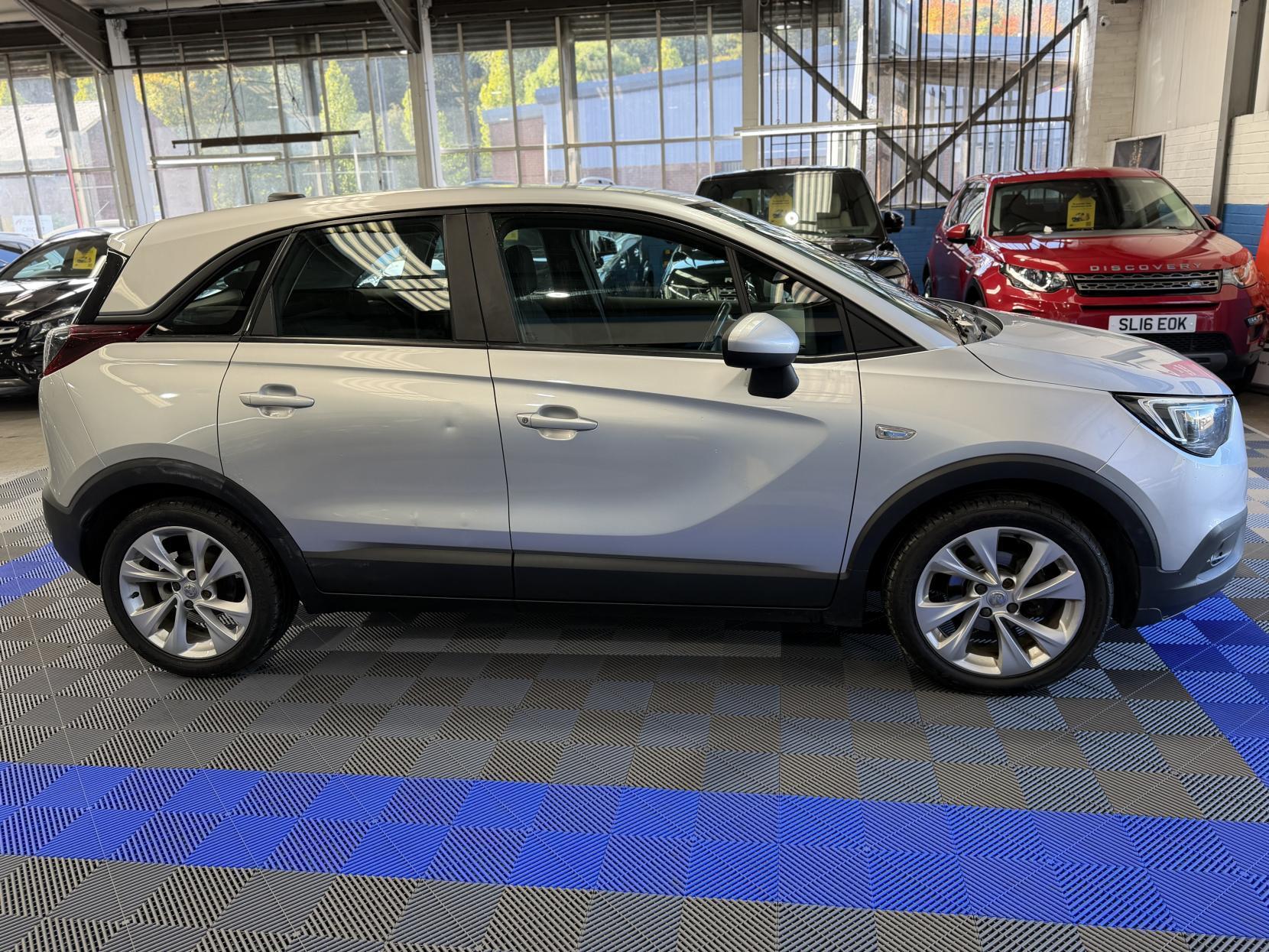 Vauxhall Crossland X - Image 8