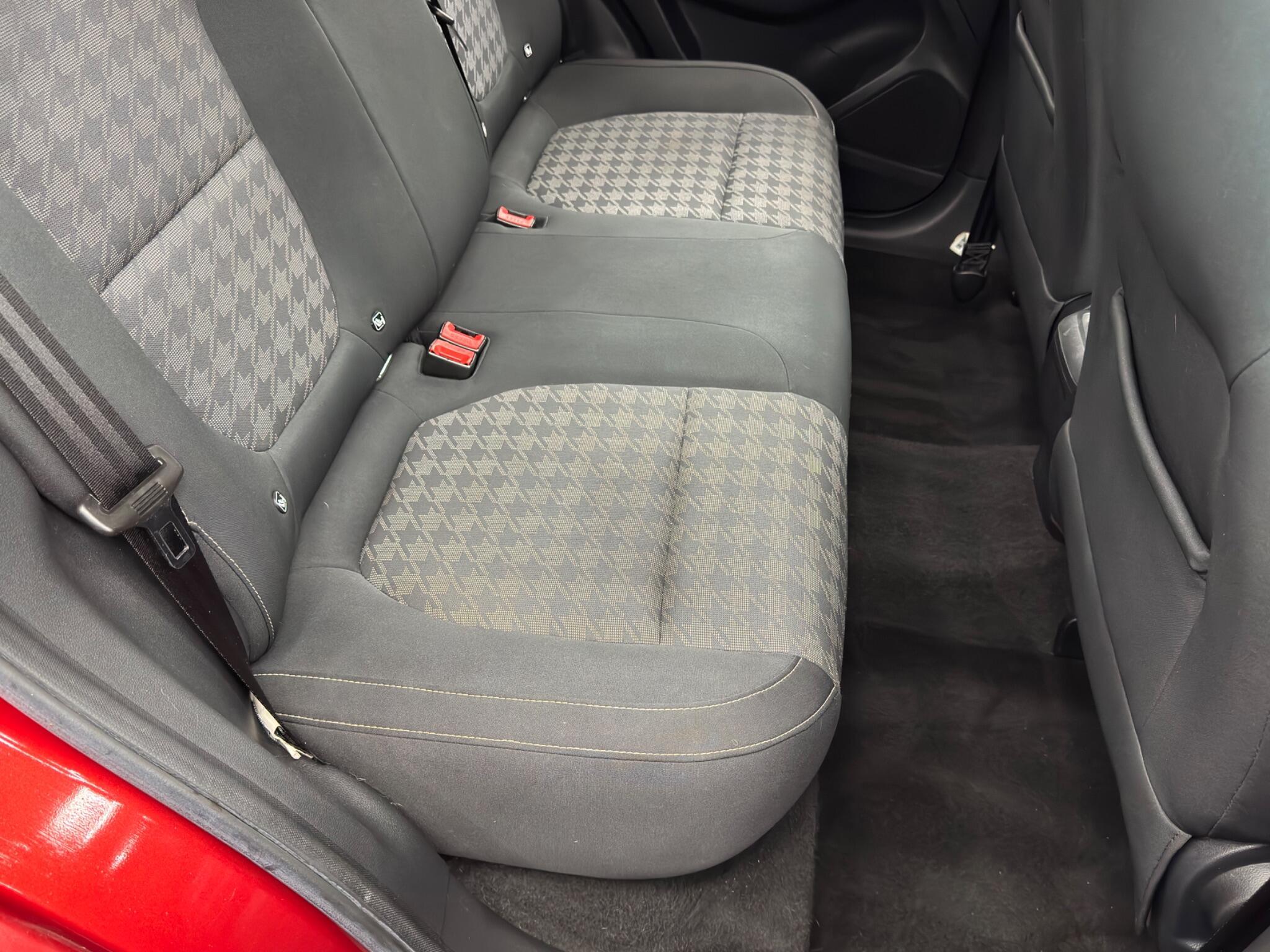 MG MG ZS - Image 16