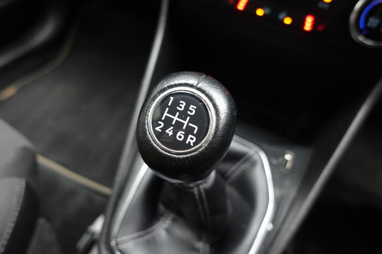 Ford Fiesta - Image 42