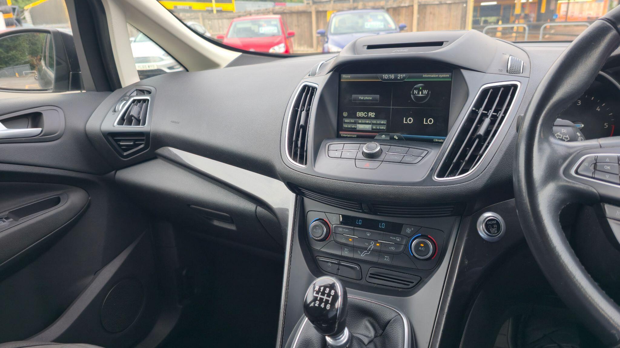 Ford C-MAX - Image 15