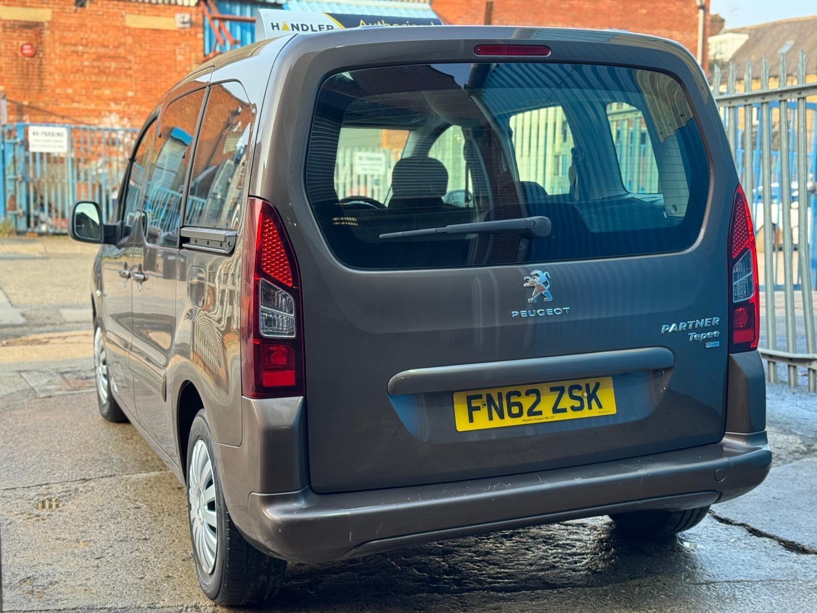 Peugeot Partner Tepee - Image 14