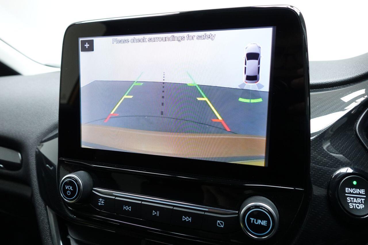 Ford Fiesta - Image 21